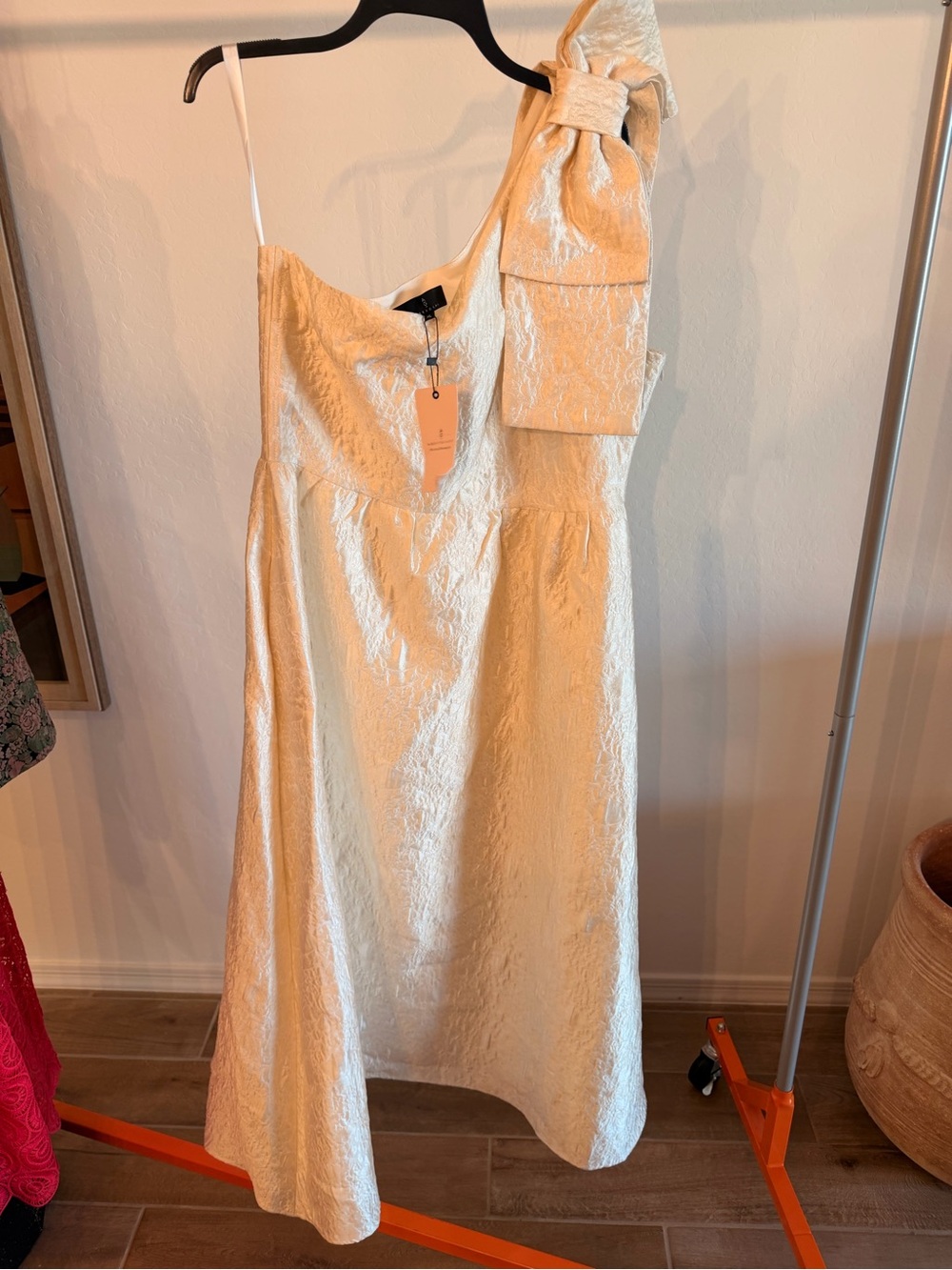Abbey glass Caroline Gown White Bubble Jacquard sz XL - Picture 2 of 5